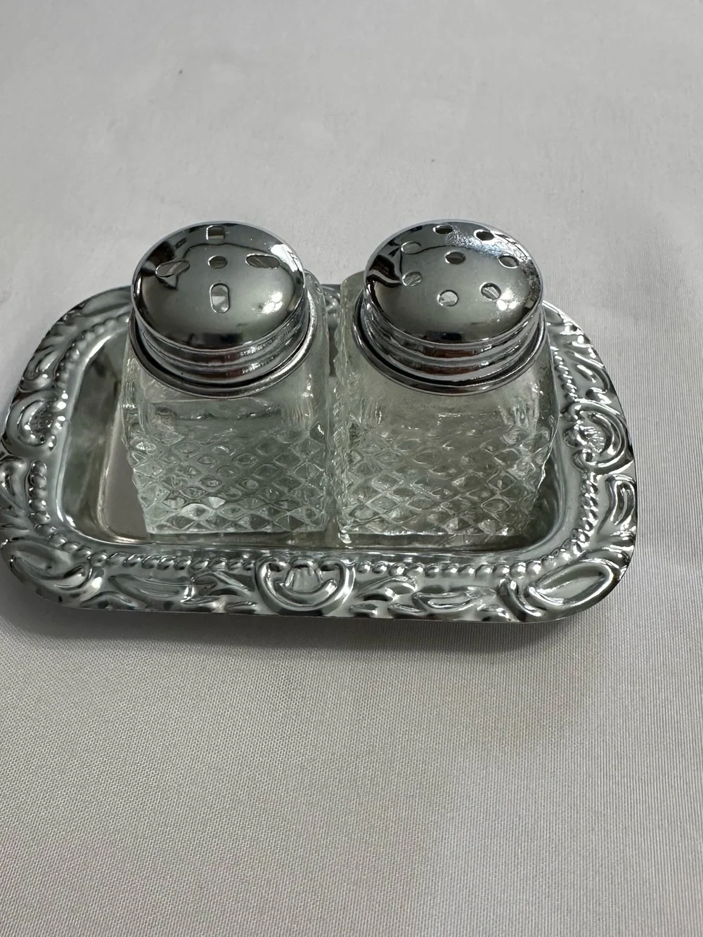 Classic Glass Salt and Pepper Shakers with Silver-Tone Accents - Clear